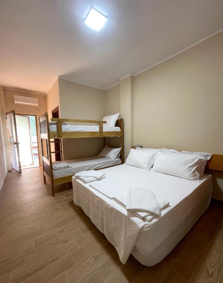 Tekada Hotel & Restaurant Vlore Luaran gambar